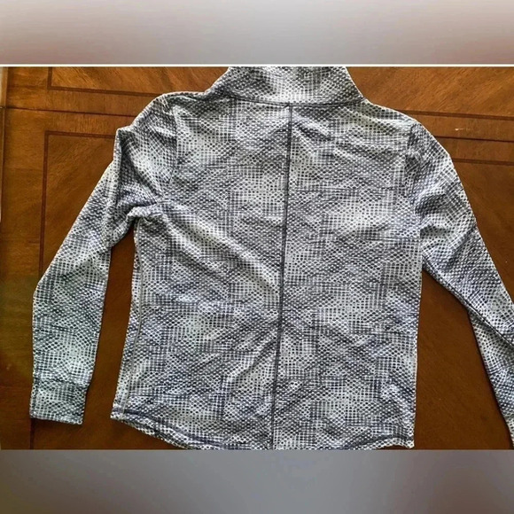 Talbots Women’s Adrenaline Long Sleeve Wrap Collar Pullover Reflective Trim Med - Picture 10 of 12